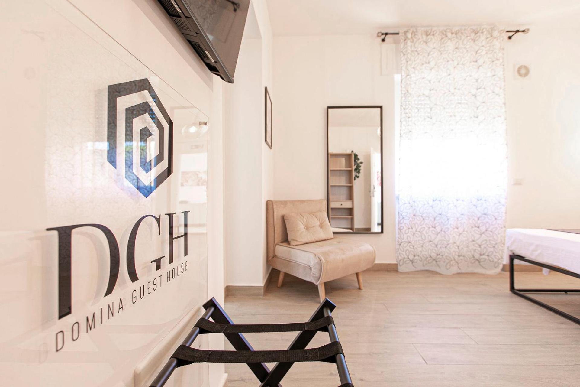 Domina Guest House Fiumicino Esterno foto