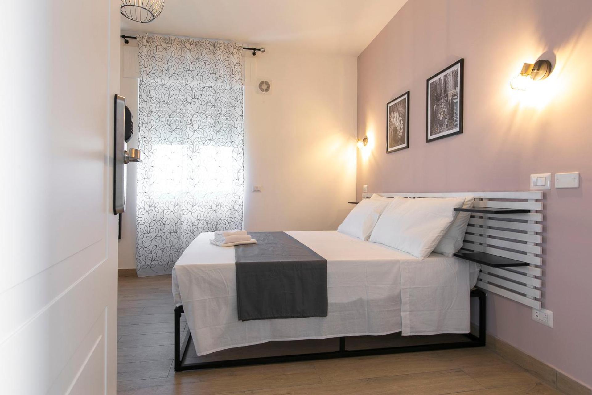 Domina Guest House Fiumicino Esterno foto