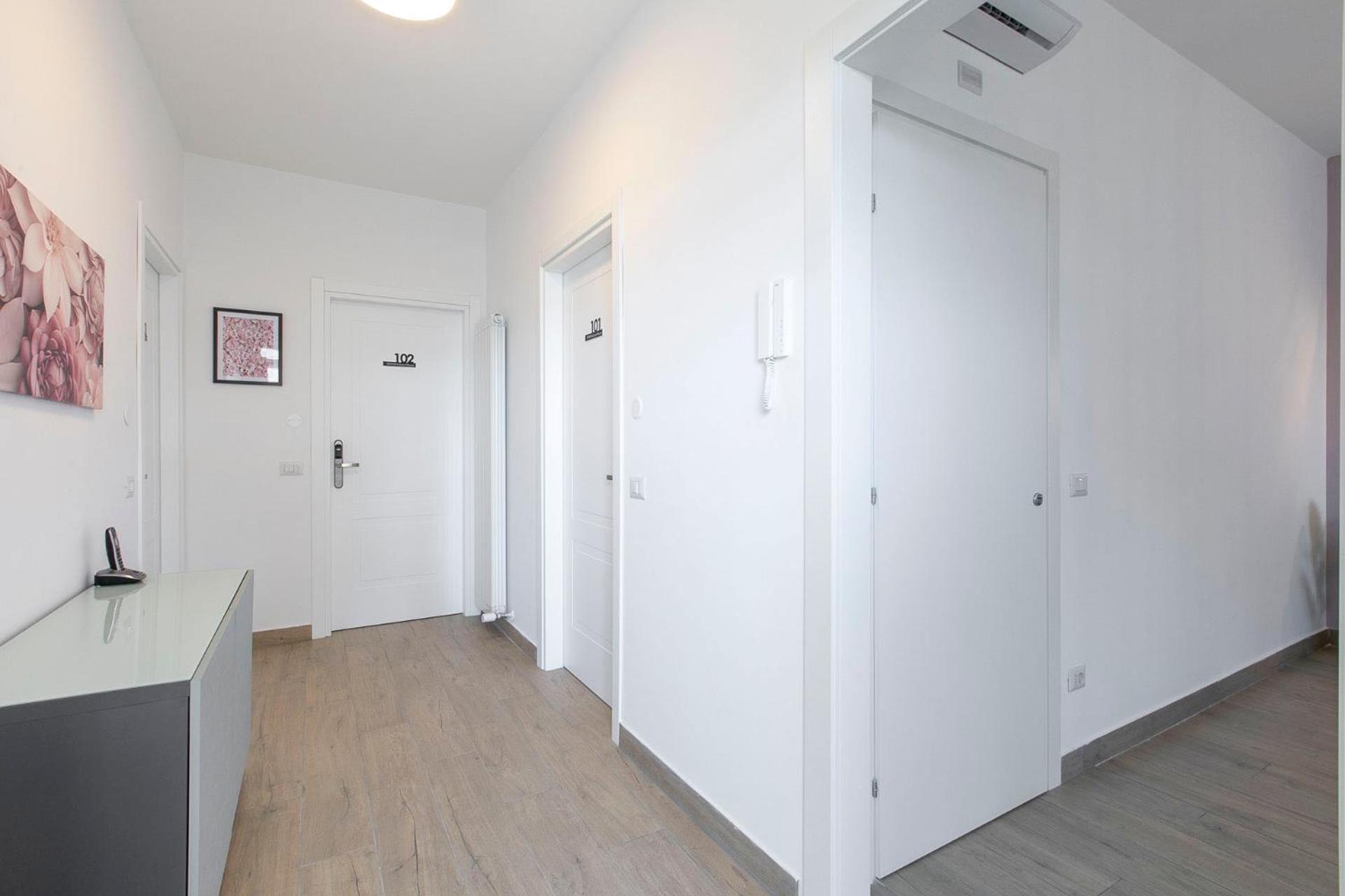 Domina Guest House Fiumicino Esterno foto