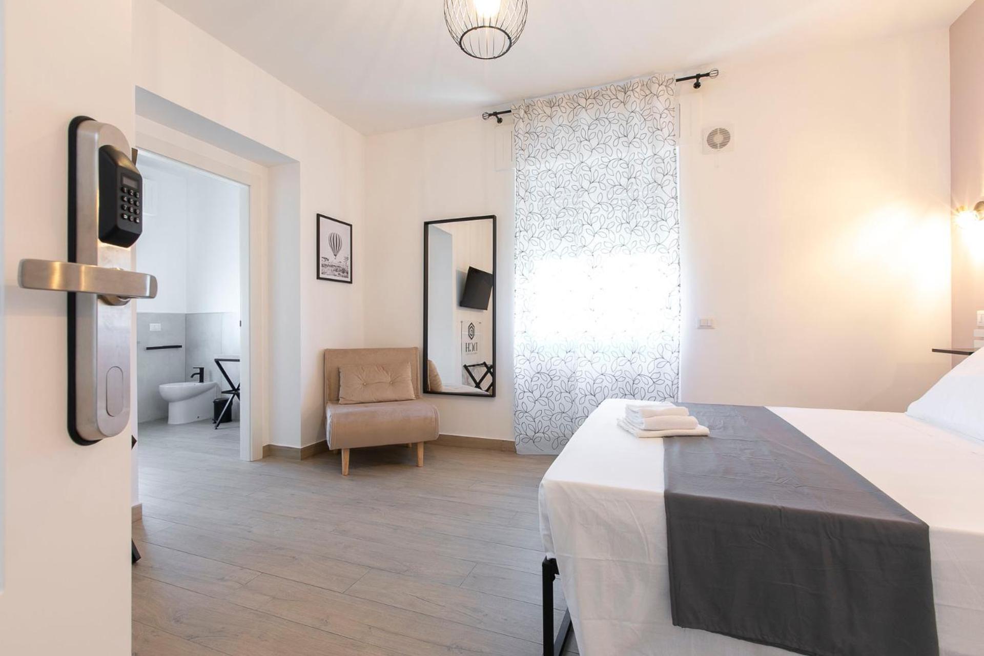 Domina Guest House Fiumicino Esterno foto