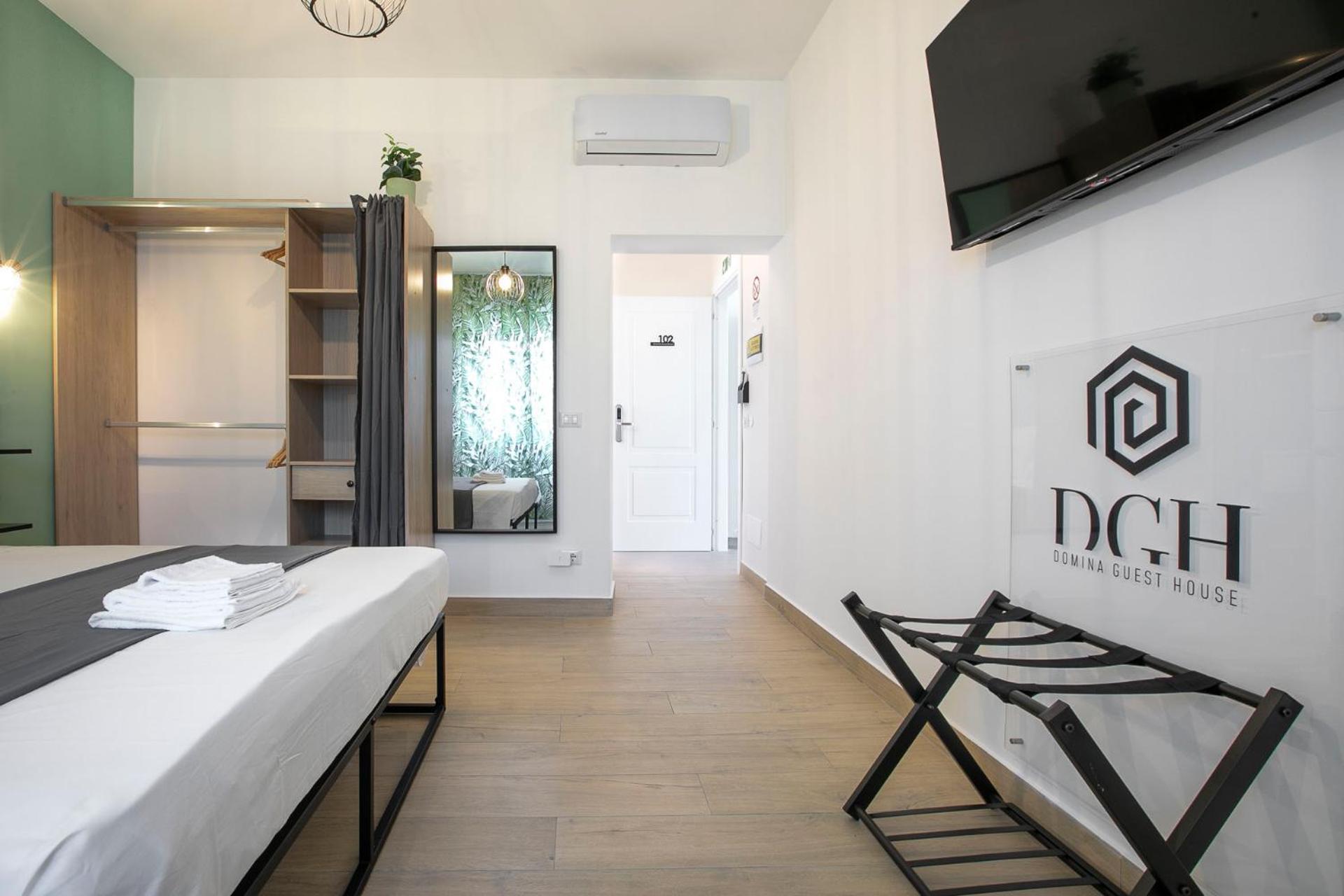 Domina Guest House Fiumicino Esterno foto