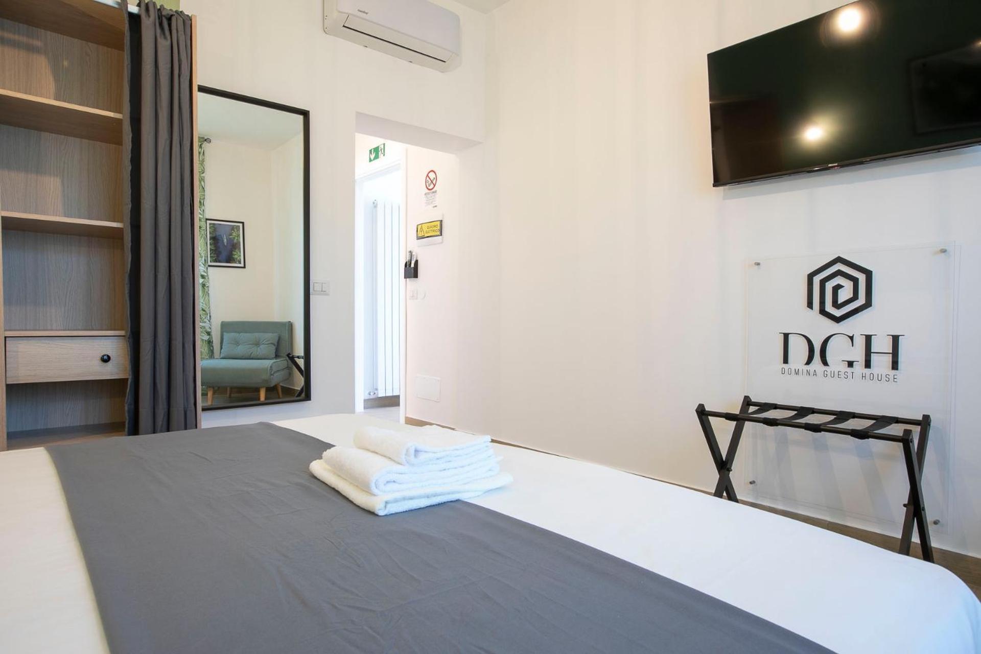 Domina Guest House Fiumicino Esterno foto